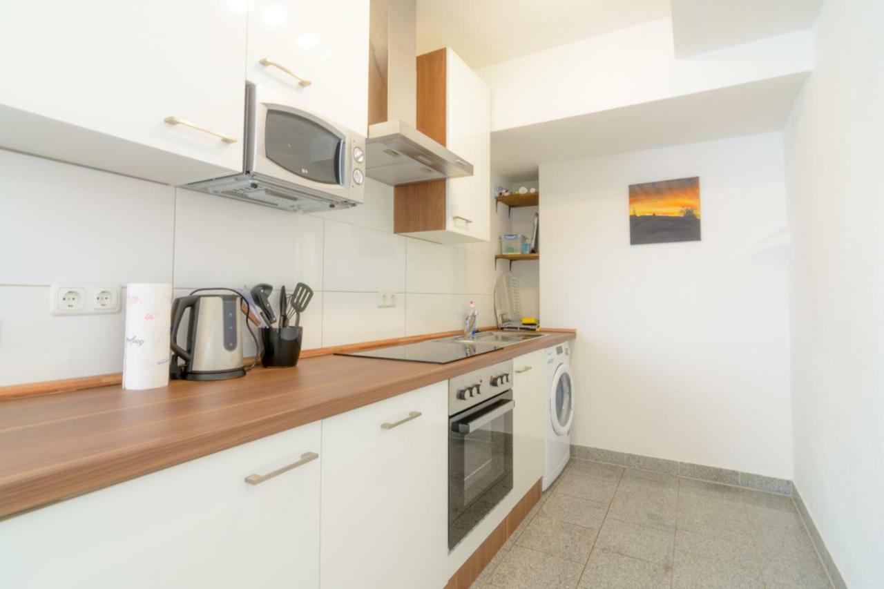 Apartment Private Close To Subway